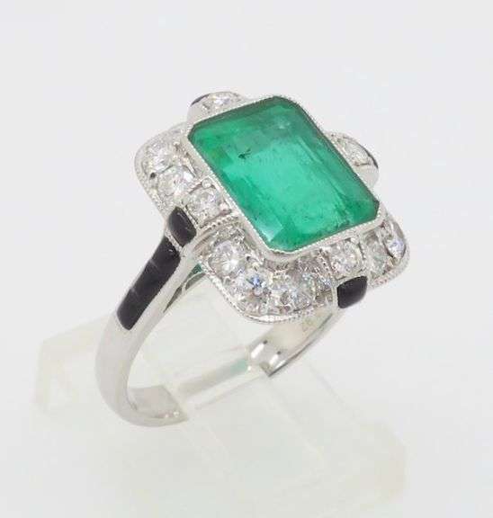 Natural Emerald & Diamond Ring in 18k White Gold
