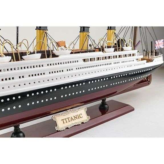 Wooden RMS Titanic Model Cruise Ship Liner 1/450 Scale Replica