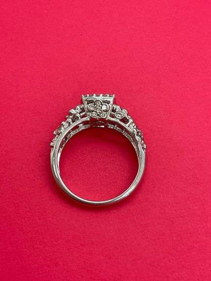 CERTIFIED 14K WHITE GOLD DIAMOND AND TOPAZ RING