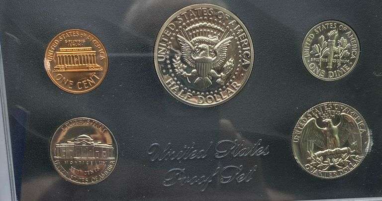 8 1971-1983 US Proof Sets