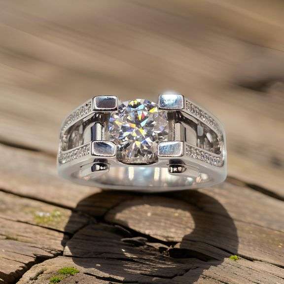 Men's Dynamic 18 Kt White Gold Plate 2 Ct VVs1 Lab Simulated Diamond Ring