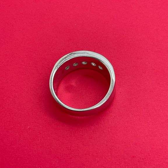 CERTIFIED 14K WHITE GOLD DIAMOND BAND