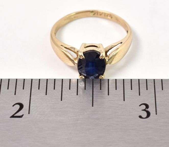 Fantastic 14K Yellow Gold Blue Sapphire Gemstone Ring