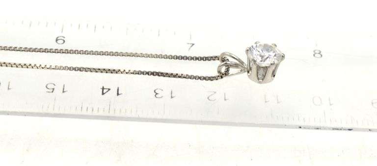 Group lot of Vintage 925 sterling silver necklaces