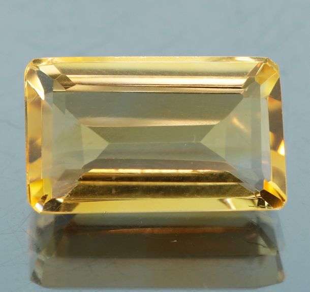 Vibrant! 8.50ct yellow orange Brazilian Citrine