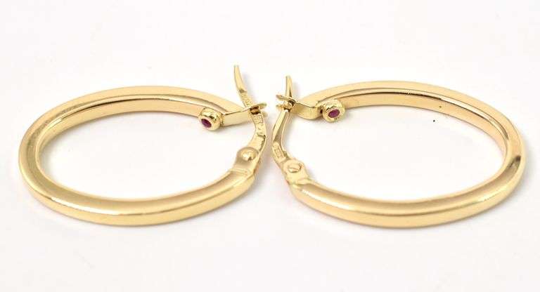 Perfect 18K Yellow Gold Earrings