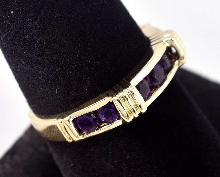 Amazing 14K Yellow Gold Amethyst Gemstone Ring