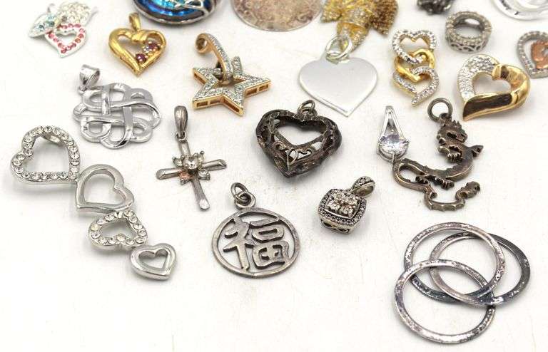 Group lot of Vintage 925 Sterling silver pendants