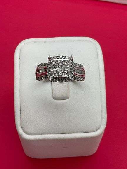 CERTIFIED BRAND NEW 14K WHITE GOLD DIAMOND RING. 1.00 CARAT