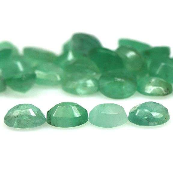 Heavy 7.29ct 32 piece Zambian Emerald set