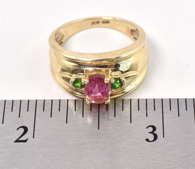 Splendid 10K Yellow Gold Pink Topaz and Emerald Gemstone Ring