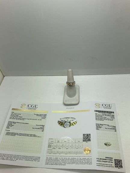 CERTIFIED 18K GOLD AND PLATINUM DIAMOND RING