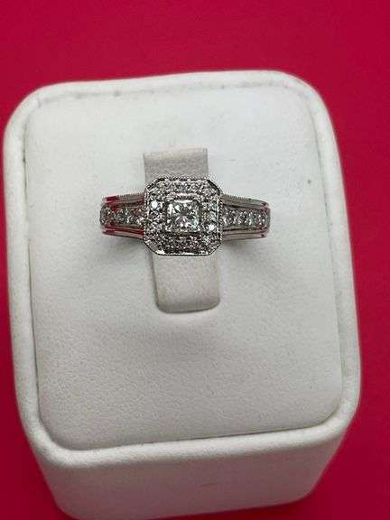 CERTIFIED NEW 14K WHITE GOLD DIAMOND RING