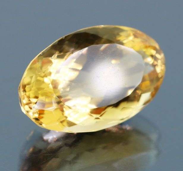 Striking 13.68ct golden yellow Citrine