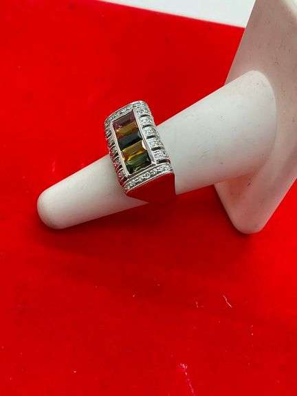 CERTIFIED BRAND NEW LADIES DIAMOND AND GEMSTONE RING.