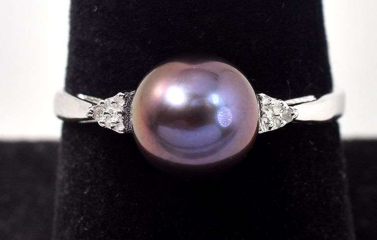 Pearl and Diamond Ring in Sterling Silver