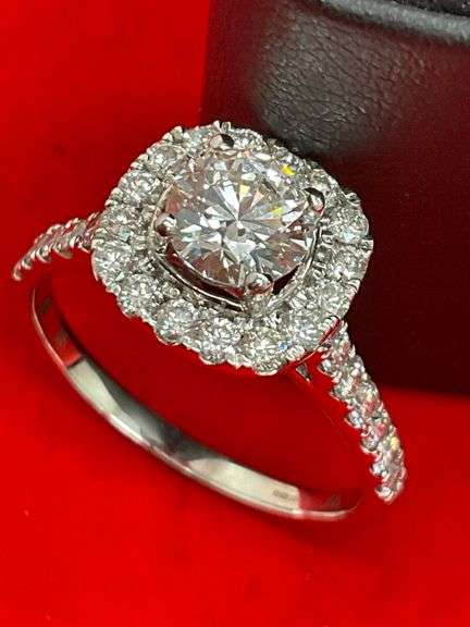 CERTIFIED BRAND NEW 18K WHITE GOLD DIAMOND HALO SETTING ENGAGEMENT RING. 2.00 CARATS