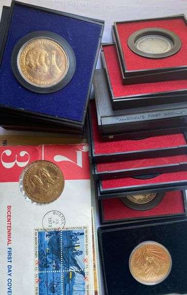 Lot of US Bicentennial Medals