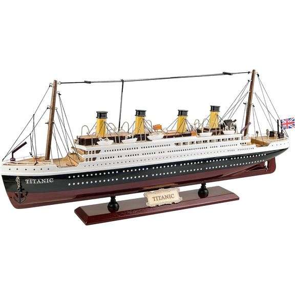 Wooden RMS Titanic Model Cruise Ship Liner 1/450 Scale Replica