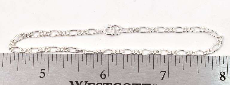 Chain Link Bracelet in Sterling Silver