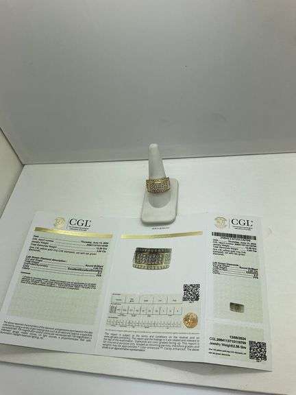 MEN'S CERTIFIED BRAND NEW 14K GOLD LAB DIAMOND BAND. 2.00 CARATS