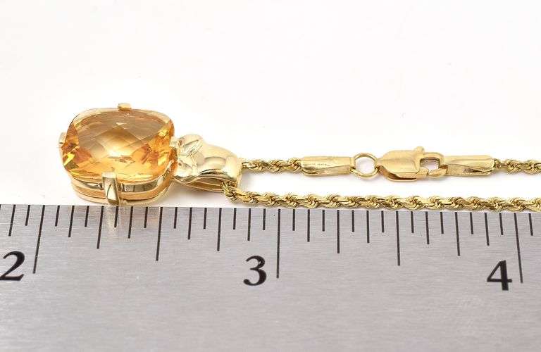 Vivid 14K Yellow Gold Citrine Gemstone Pendant Necklace