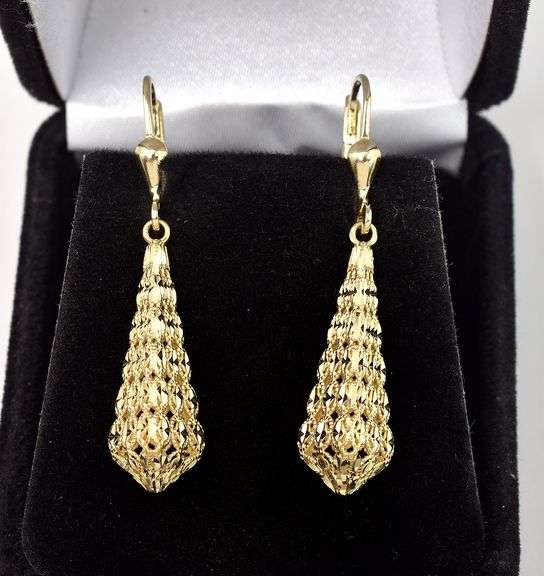 Dazzling 14K Yellow Gold Earrings