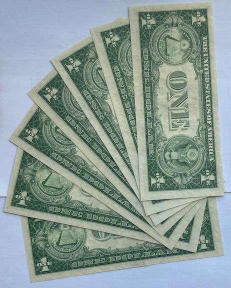 7 CH CU 1935 F $1 Silver Certificates