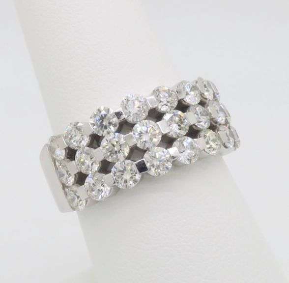 3.51CTW Three Row Diamond Band