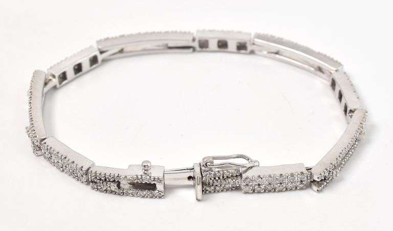 Fantastic 14K White Gold Diamond Bracelet