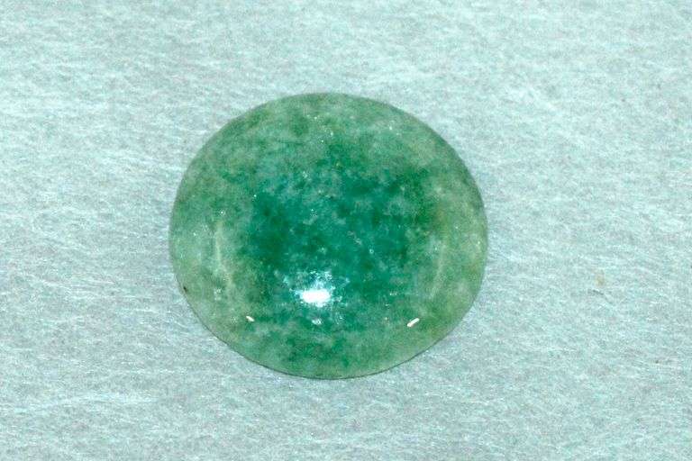 Attractive Jadeite Cabochon
