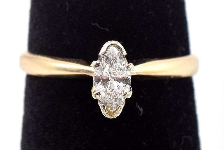Amazing 14K Yellow Gold Solitaire Diamond Ring