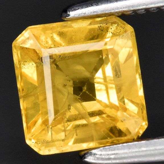 Simply amazing 1.02ct yellow Sapphire