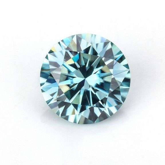 Dazzling 4.16 Ct Lab Simulated. Ice Blue VVs1  Diamond Solitaire