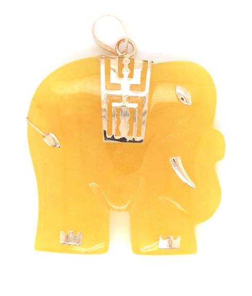 Lot of 14kt Yellow gold Jade pendants