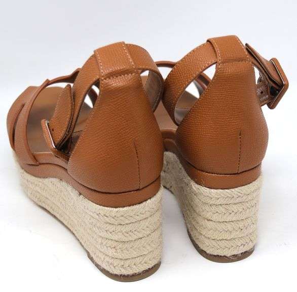 Italian calfskin wedged rope heel