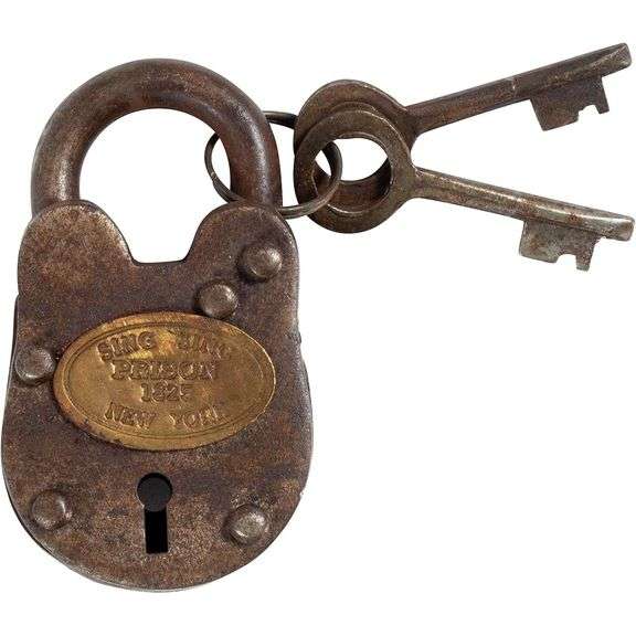 Old Sing Sing Prison Padlock Heavy Duty Cast Iron Lock and Keys