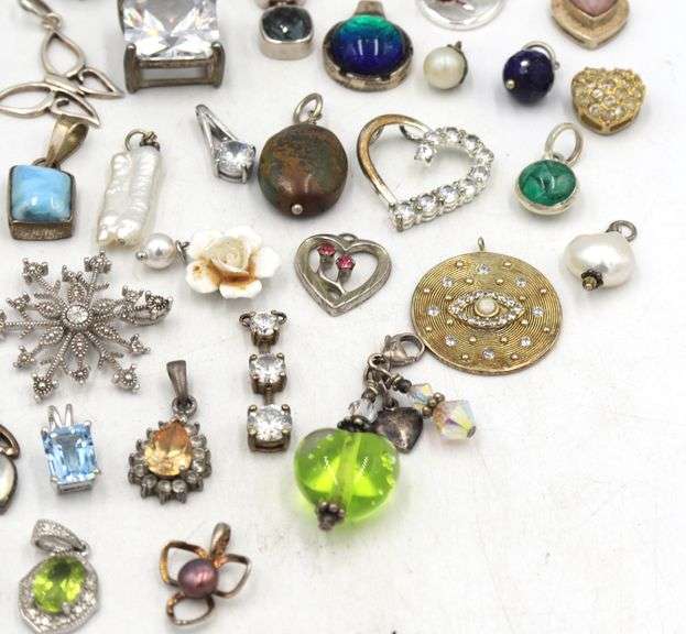 Group lot of Vintage 925 sterling silver pendants
