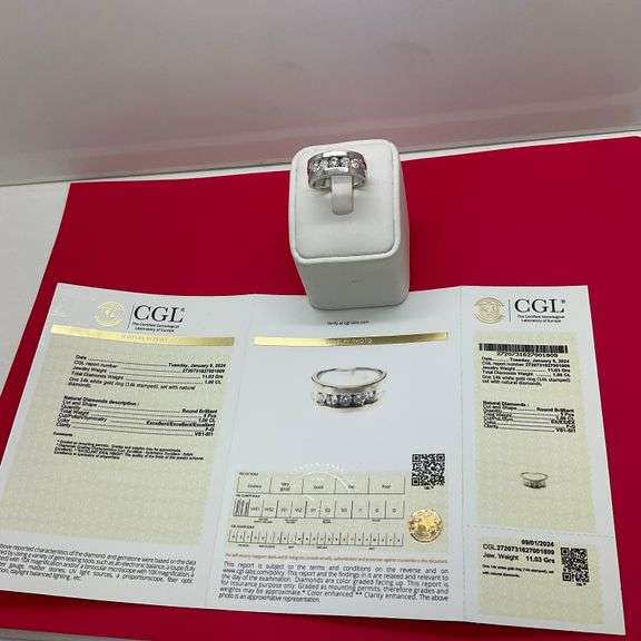 CERTIFIED 14K WHITE GOLD DIAMOND BAND