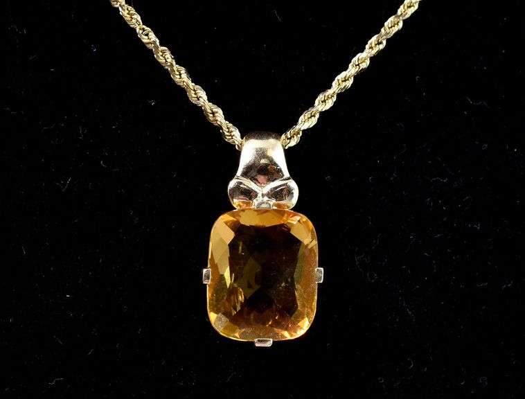 Vivid 14K Yellow Gold Citrine Gemstone Pendant Necklace