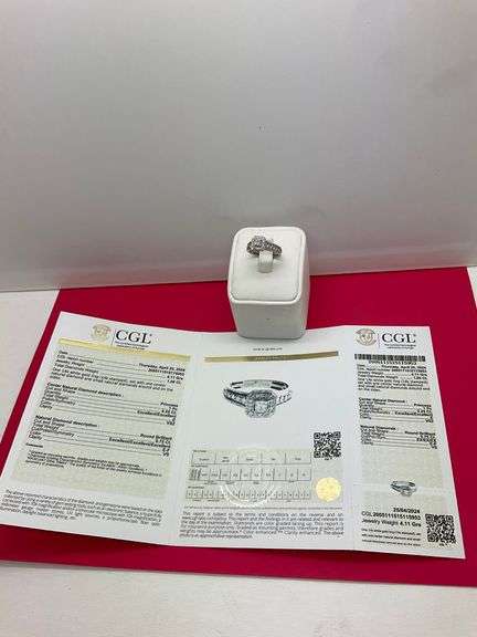 CERTIFIED NEW 14K WHITE GOLD DIAMOND RING