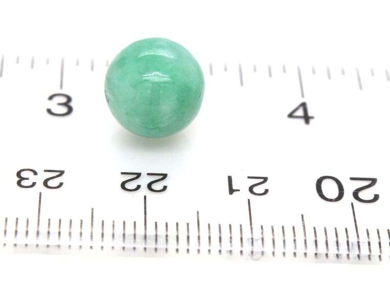 14kt Yellow gold 10mm Green Jade ball earrings