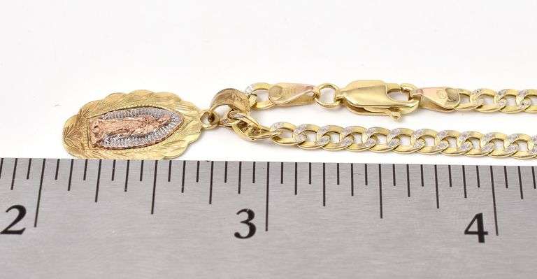 Honorable 10K Yellow Gold Religious Pendant Necklace