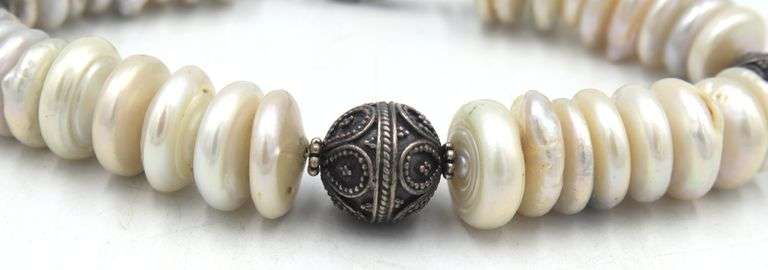 Pearl beaded disc bracelet in costume jewelry