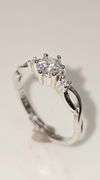 Dazzling White VVs1 E-F Lab Simulated Diamond Ring