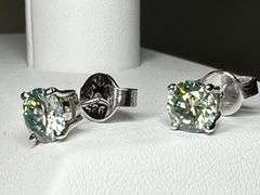 Sparkling 2 Ct VVs1 White H-I Fire Moissanite Earrings