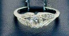 14K White Gold Round Brilliant Cut Diamond Ring