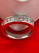 BRAND NEW CERTIFIED 14K WHITE GOLD DIAMOND BAND. 1.00 CARAT