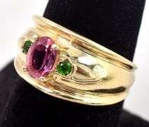 Splendid 10K Yellow Gold Pink Topaz and Emerald Gemstone Ring