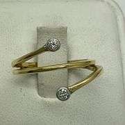 LADIES 14K GOLD AND DIAMOND RING